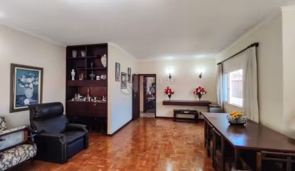 Casa Residencial à venda no bairro Vila Claudia