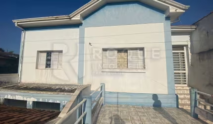 Casa Residencial à venda no bairro Centro