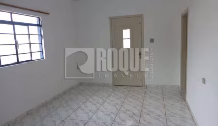 Casa Residencial à venda no bairro Vila Queiroz
