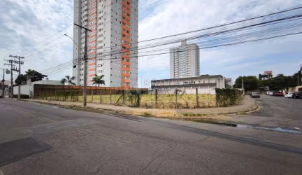 Terreno à venda no bairro Chácaras Antonieta