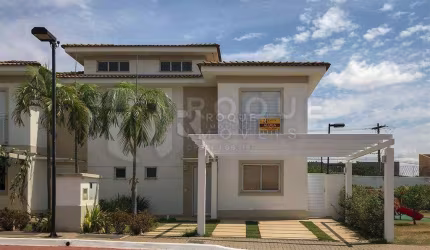 Casa em condomínio para aluguel no bairro Jardim Montezuma