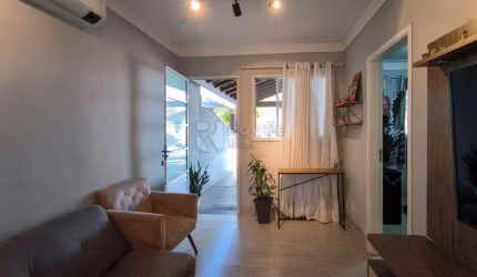 Casa em Condomínio Fechado – 3 Dormitórios | Cozinha Gourmet | Excelente Infraestrutura