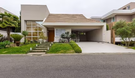 Casa com 4 quartos à venda na Rua Antônio Escorsin, São Braz, Curitiba, 324 m2 por R$ 4.950.000
