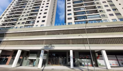 Sala comercial à venda na Rua Alfredo Gulin, 80, Cabral, Curitiba, 60 m2 por R$ 765.000