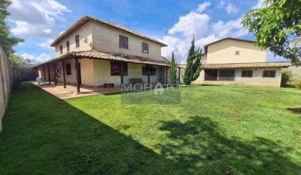 Casa de 3 Quartos, Bairro Bandeirantes