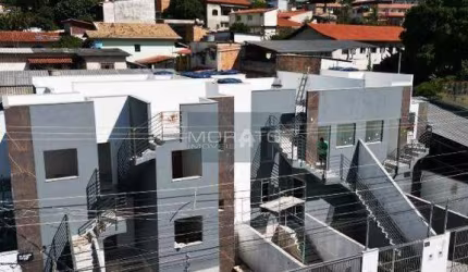 Cobertura Duplex 2 Quartos, 1 Vaga no Bairro Santa Cruz