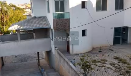 Casa de 3 Quartos, Suíte, 1 Vaga, no Centro de Contagem
