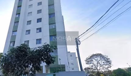 Excelente apartamento de 02 quartos em torre única com elevador no São Joaquim