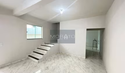 Casa de 03 quartos com suíte em excelente localização no Novo Progresso