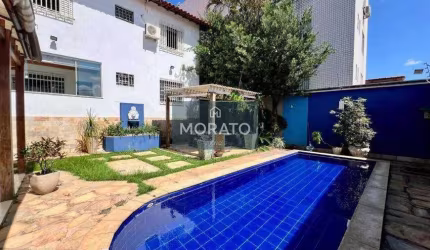 Casa com 4 Quartos 3 vagas à venda em lote 360²no Bairro Dona Clara.
