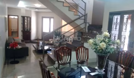 Casa 4 Quartos, 1 Suíte com Hidro, 8 Vagas. Inconfidentes-Contagem.