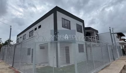 Casa Geminada 3 Quartos, 1 Vaga de Garagem no Bairro Piratininga
