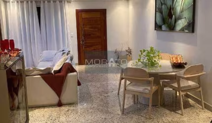 Excelente casa com 3 quartos 3 banheiros com 4 vaga de garagem