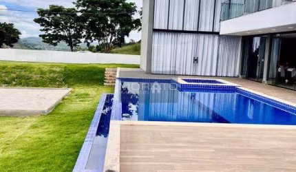 Casa Alto Padrão 4 Quartos 6 vagas em Bonfim Minas Gerais.