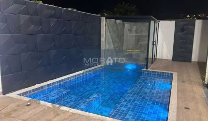 Casa à venda, 3 quartos, 3 suítes, 5 vagas, Estância Silveira - Contagem/MG