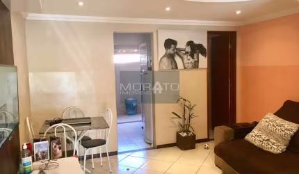 Casa 2 Quartos, 2 Suítes, 2 Vagas de Garagem no Bairro Camargos