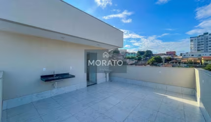 Cobertura de 2 quartos e 1 vaga no Santa Mônica.