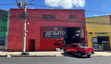 Galpão de 420m² na Av. das Américas