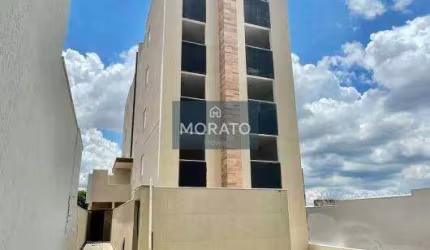 Área Privativa com 3 Quartos, Suíte, 02 Vagas no Bairro Santa Mônica