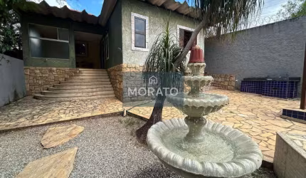 Casa 2 Quartos, 2 Suítes e 8 Vagas de Garagem, no Bairro Braúnas