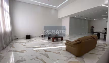 Casa 4 quartos sendo 1 master com hidromassagem e 2 suítes Bairro Estância Silveira.