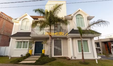 Casa em Condomínio Alto Padrão, 426 m², 4 quartos