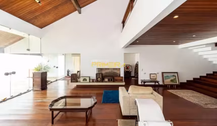 Sobrado - Excelente sobrado 500m². 3 suítes