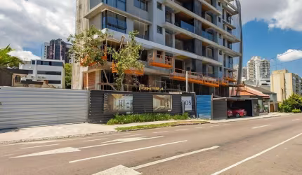 Place 757 - 93m²