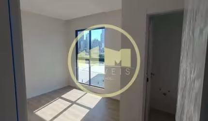 Apartamento diferenciado com 02 suítes à venda - Nações, Balneário Camboriú
