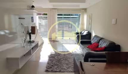 Sobrado semi-mobiliado com 3 suítes  à venda!