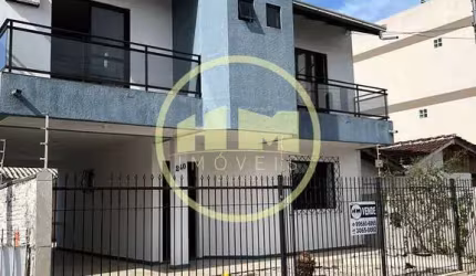 Casa duplex com 04 dormitórios  à venda, Estados, Balneário Camboriú, SC
