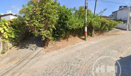 Terreno à venda na Rua Vitor Pedro Correa, 272, Centro, Camboriú por R$ 700.000