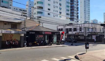 Terreno à venda na Rua 1520, 52, Centro, Balneário Camboriú por R$ 2.000.000