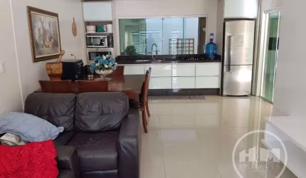 Casa com 3 quartos à venda na Brusque, 189, Municípios, Balneário Camboriú por R$ 1.100.000