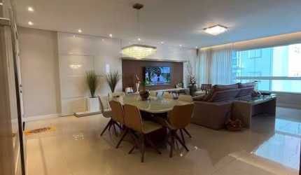 Apartamento com 3 quartos para alugar na Rua 1542, 64, Centro, Balneário Camboriú por R$ 10.000