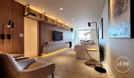 Apartamento com 3 quartos à venda na Rua Delfim de Pádua Peixoto, 217, Praia Brava, Itajaí por R$ 3.590.000