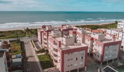 Apartamento na Quadra Mar em Matinhos no Balneário Junara