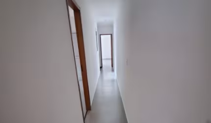 Vendo Uma Casa Na Região Alto Pedroso Com 3 Quartos Por 495 Mil.