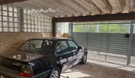 Vendo Uma Casa Na Região Vila Industrial Com 3 Quartos Por 490 Mil.
