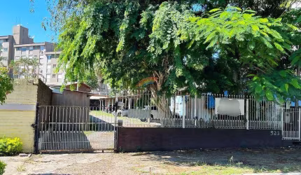 Terreno plano em ótima localização, com 648 m² e 12m de frente, bairro Ouro Branco, Novo Hamburgo-RS.