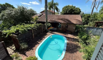 Casa Residencial de 5 quartos no bairro Pinheiro