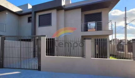 Casa com 3 dormitórios, sendo 1 suíte, pátio em ótima localização no Bairro Boa Vista - Novo Hamburgo/RS