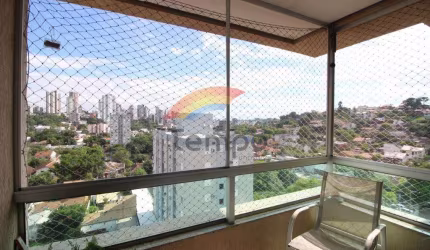 Apartamento com 3 suítes  à venda