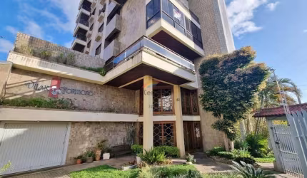 Apartamento 04 dormitórios, 2 vagas garagem no Bairro Vila Rosa/NH
