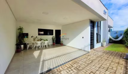 BELA CASA PLANA SEMIMOBILIADA COM 03 DORMITÓRIOS, SENDO 01 SUÍTE NO BAIRRO IMIGRANTE EM CAMPO BOM!