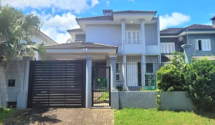 Casa em ótimo estado com 3 dormitórios, no Bairro Hamburgo Velho de Novo Hamburgo/RS