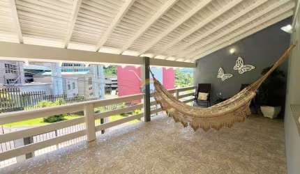 Casa com 3 dormitórios, localizada próximo à Feevale Campus II!