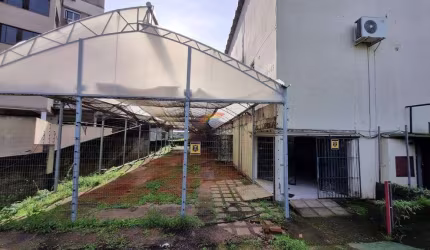 Predio comercial