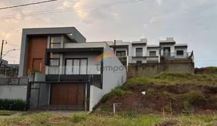 Terreno de 305 m² localizado no Quatro Colinas em Campo Bom.