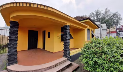 Casa para venda e locação no Centro da cidade!